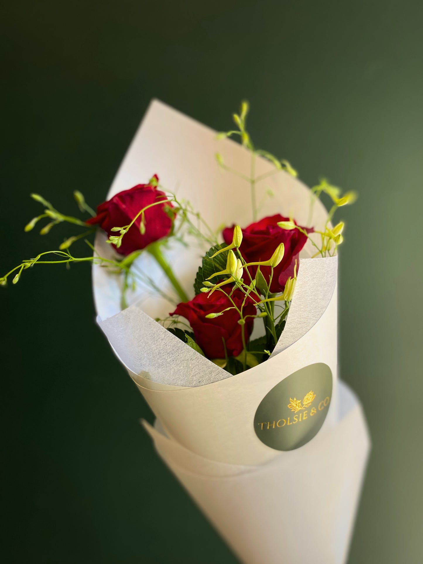 Sparkling Rosé Red Rose Bundle